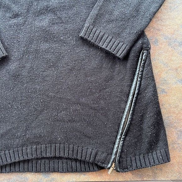 black new york & company sweater - Picture 4 of 7